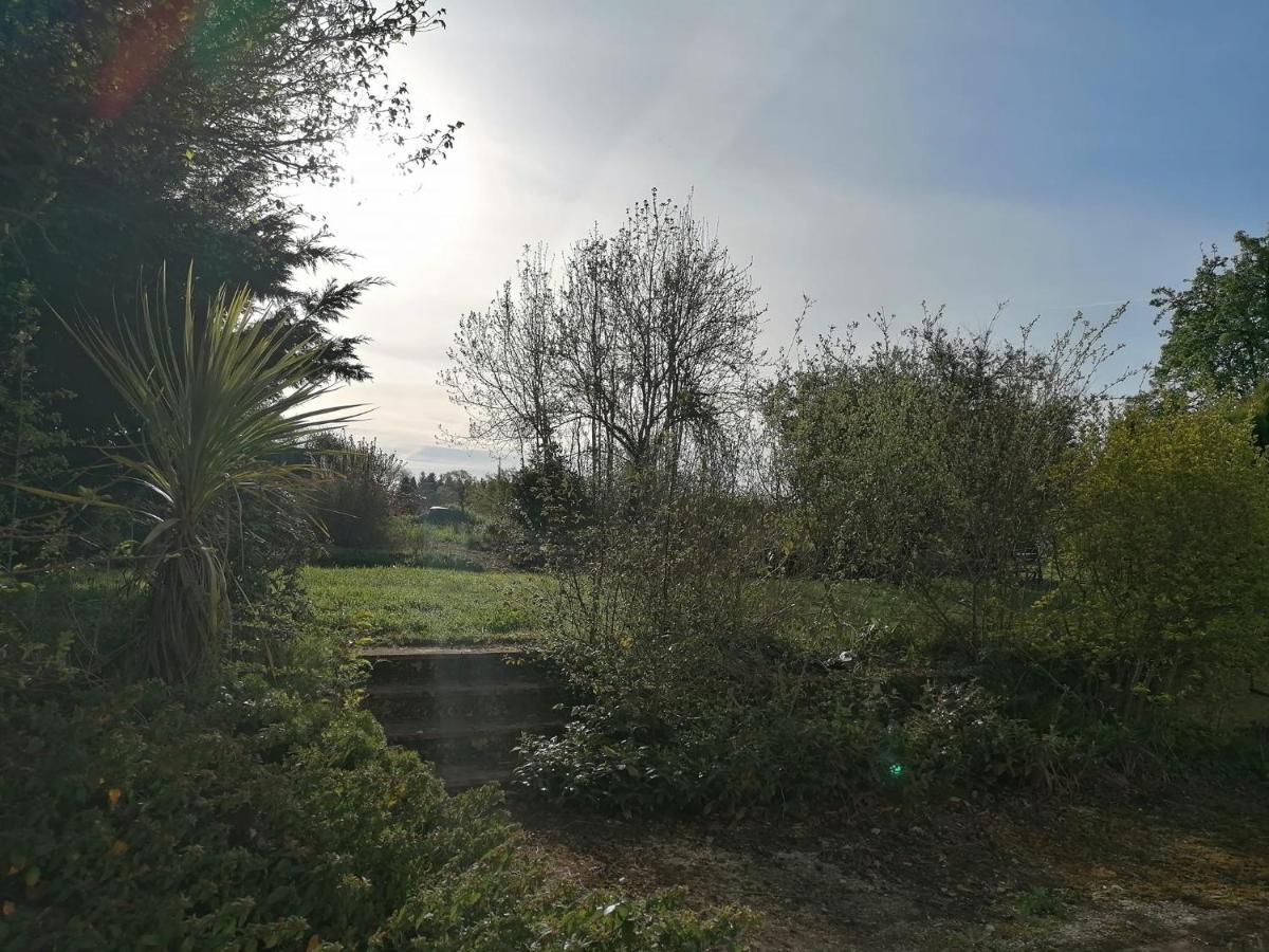 Le Petit Verger Céaucé Exterior foto